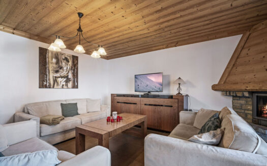 Val Thorens grande rue | 3 Bedroom Apartment – In The Heart Of Val Thorens
