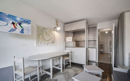 Val Thorens QUARTIER GRANDE RUE | Studio With Mountain Alcove – Ski-in/ski-out