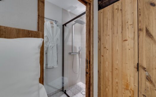 Val-d’Isère Le Fornet | One-bedroom Apartment + Mountain Corner – Ski In / Ski Out