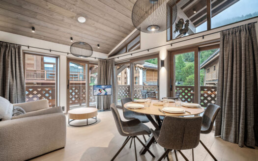 Courchevel Le Praz  |