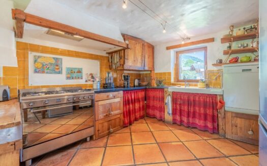 Meribel Pied de ville | 6-bedrooms Semi-detached Chalet In A Family Hamlet