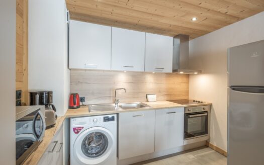 Alpe D’Huez Les Jeux | Stunning 4-bedroom Apartment + Garden – Heart Of The Resort