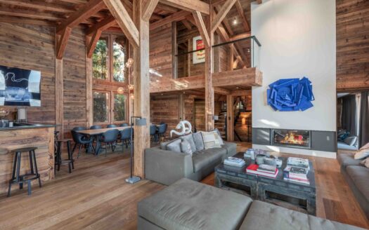 Combloux PROCHE VILLAGE et commodités | Exceptional Chalet – Six Bedrooms – Panoramic Views And Close To The Village Centre