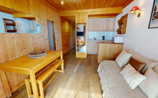 Meribel Le Laitelet | Pleasant South-facing Apartment In A Ski-in/ski-out Residence