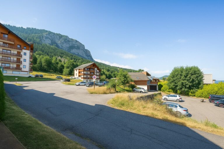 2309 – Thollon-les-Mémises | Affordable 1-Bedroom Apartment with Bunk Bed Area, Lake & Mountain View, Schuss Residence