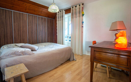 2332 – Thollon-les-Mémises – 1-Bedroom Apartment with Lake and Mountain Views, Dual Balconies