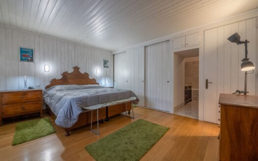 Chamonix-Mont-Blanc | Historic 6-Room Country House with Mont Blanc Views