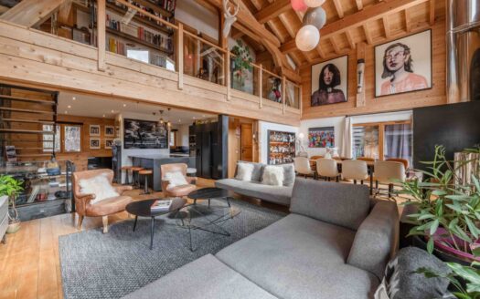 Chamonix-Mont-Blanc | Luxury 5-Bed Chalet with Pool & Mont Blanc Views