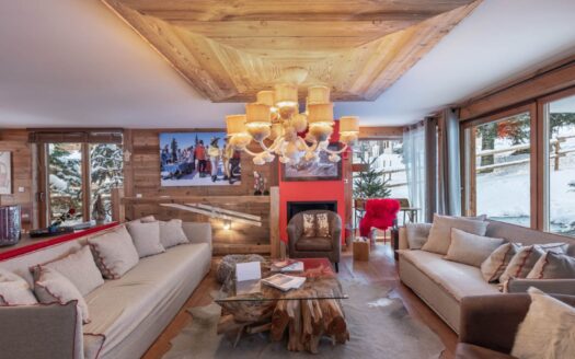 Courchevel Le Praz | Luxurious 5-Bed Ski-In Ski-Out Apartment with Spa