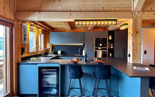 Crest-Voland | Renovated 4-Bed Duplex on Slopes with Sauna