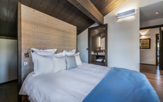 Megève | 4-Bed Ski-In Chalet in Princesse Sector with Sauna