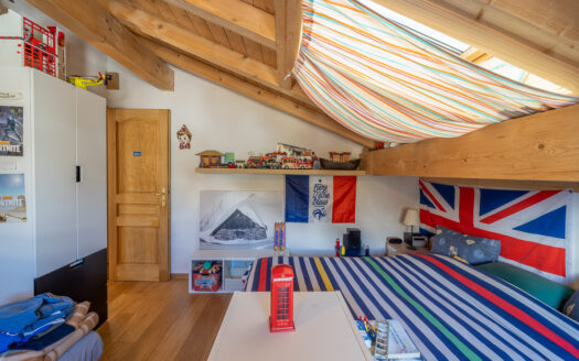 Saint-Martin-de-Belleville | Substantial 5-Bed Chalet with Separate Apartment