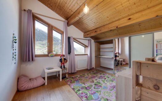 Sainte-Foy-Tarentaise | 5-Bed Chalet with 2 Independent Studios