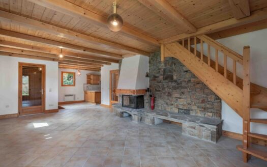 Combloux | Stunning 5-Bed Chalet with Uninterrupted Mont Blanc Views
