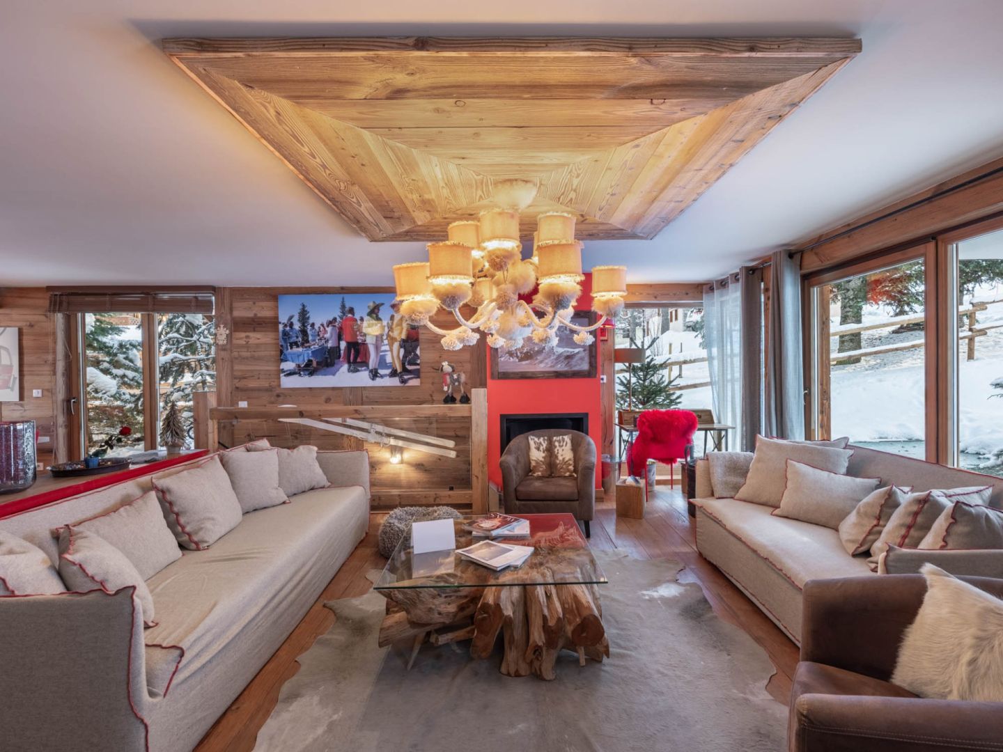 Domosno | Courchevel Le Praz | Luxurious 5-Bed Ski-In Ski-Out Apartment with Spa