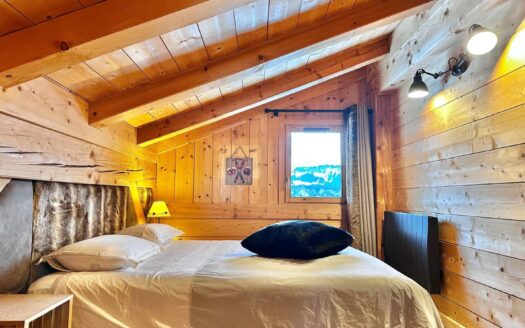 Crest-Voland | Renovated 4-Bed Duplex on Slopes with Sauna