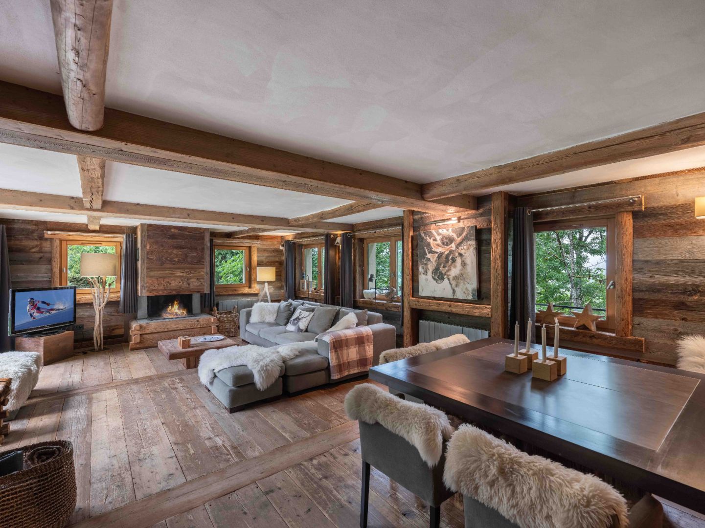 Domosno | Demi-Quartier | Spacious 4-Bed Duplex in Renovated Farmhouse Near Megève