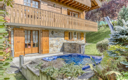 Les Contamines-Montjoie | Spacious 4-Bed Chalet with Wellness Facilities