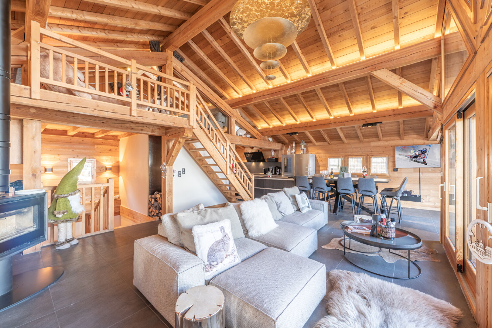 Domosno | Les Deux Alpes | Exceptional 5-Bedroom Chalet with 88 m² Cathedral Living Room & Wellness Area