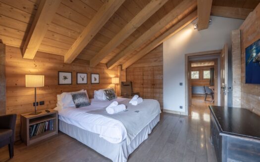 Les Houches | Luxury 4-Bed Chalet with Private Sauna & Spa Access