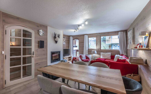 Méribel | Bright 3-Bed Apartment with South-Facing Balcony