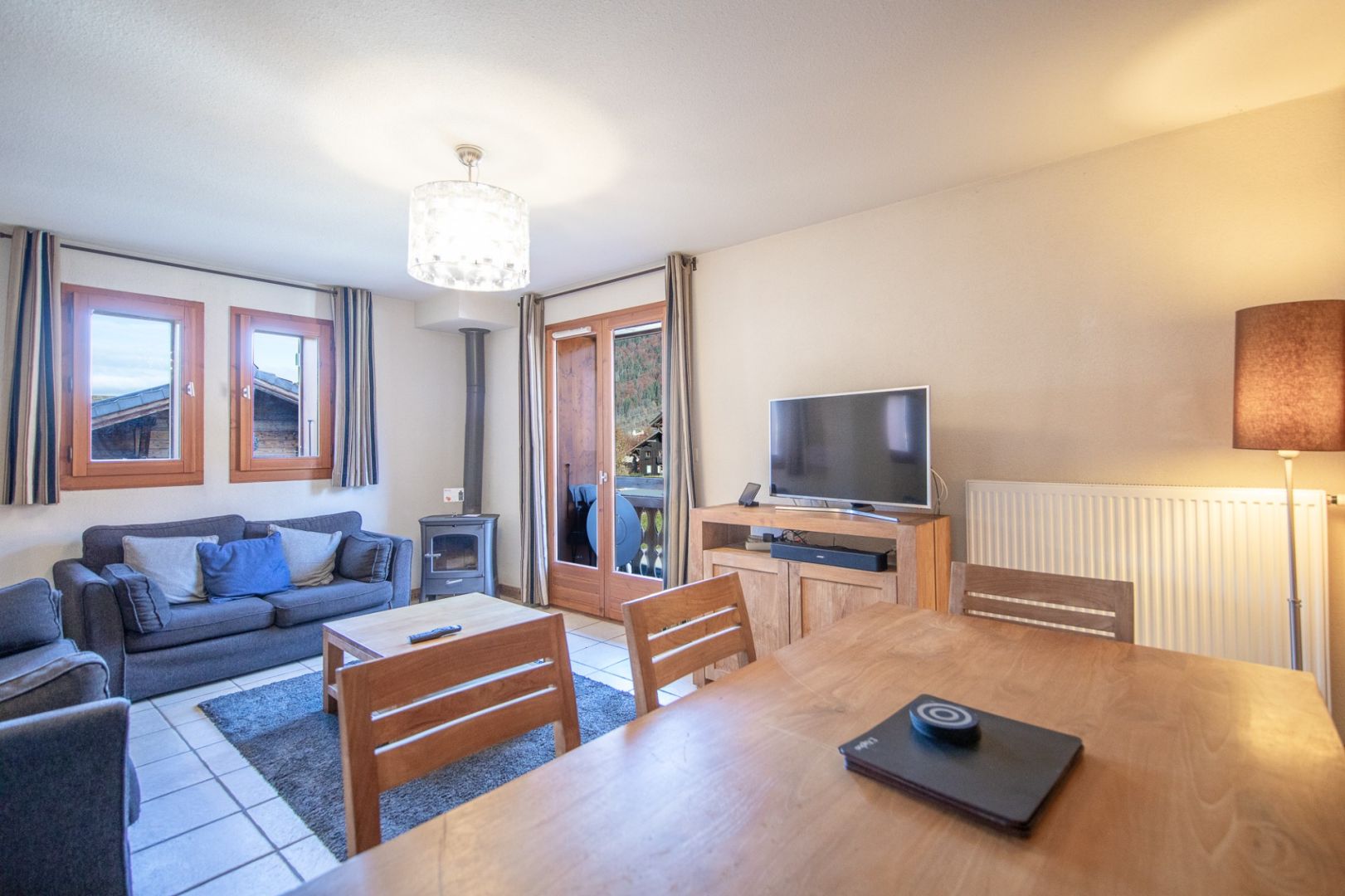 Domosno | Morzine | 2-Bed Serviced Apartment in Centre Near Super Morzine Lift