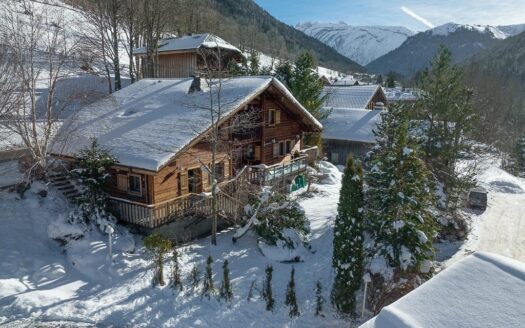 Morzine | Charming 5-Bed Chalet Near Nyon Lift in Vallée de la Manche
