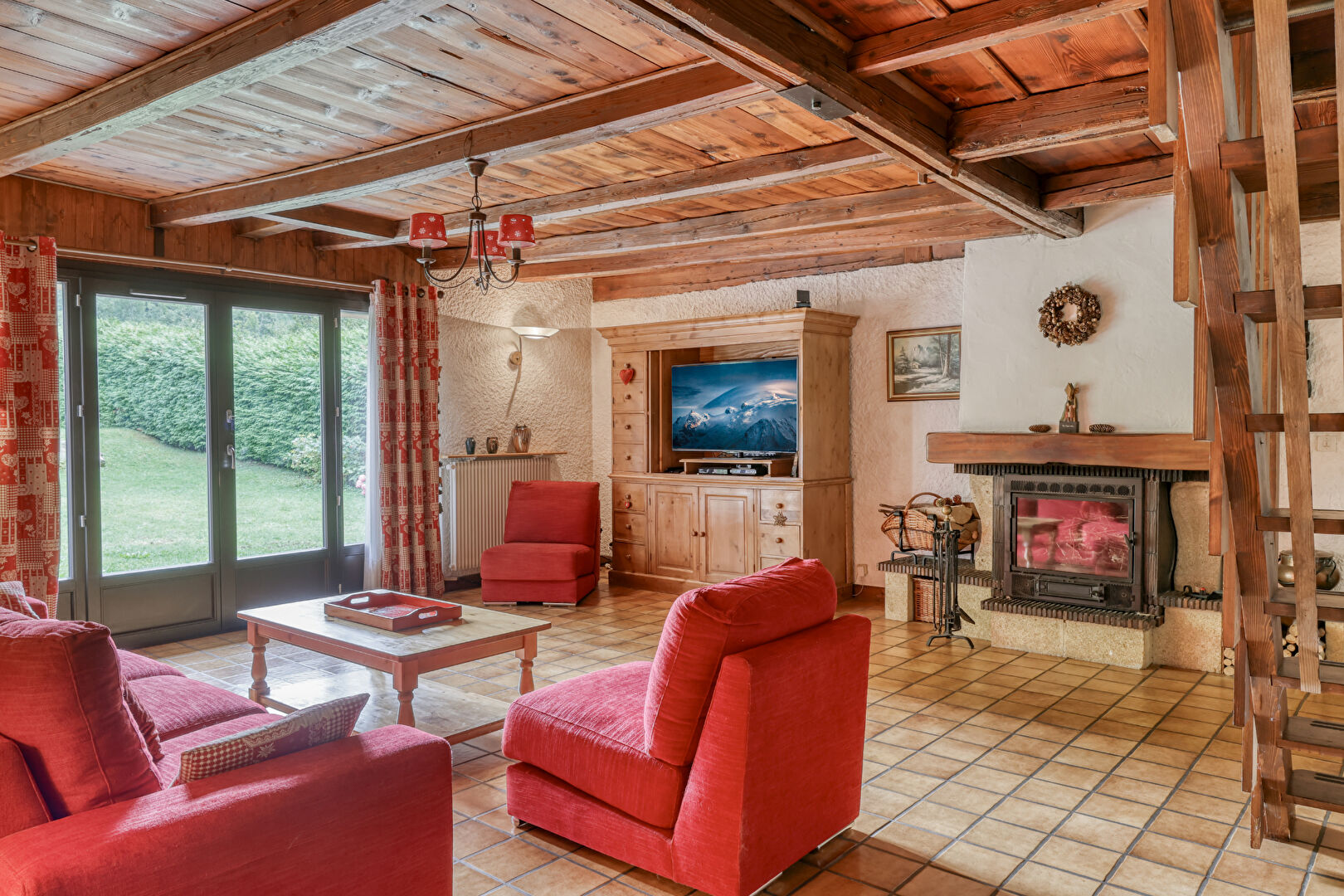Domosno | Saint-Gervais-les-Bains | Authentic 6-Bed Chalet Between Two Ski Areas