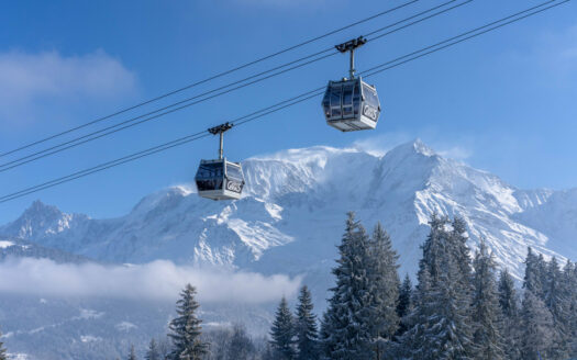 Saint-Gervais-les-Bains | Character Building with 5 Apartments & Commercial Space