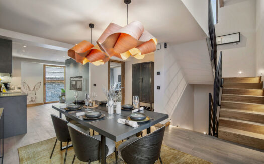 Saint-Martin-de-Belleville | Architect-Renovated 4-Bed Chalet in Village Heart