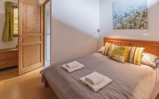 Saint-Martin-de-Belleville | Charming Family Chalet Near Slopes