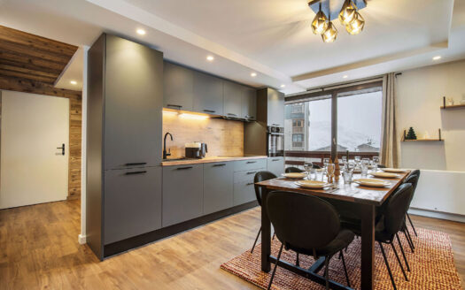 Val Thorens | Rare 4-Bed Ski-In Ski-Out Apartment at Europe’s Highest Resort