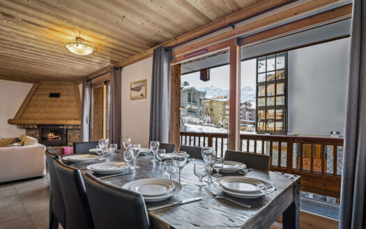 Val Thorens | Stylish 3-Bed in Modern Residence with Wellness Centre
