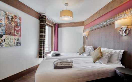 Val Thorens | Superb 4-Bed in 4-Star Residence with Spa & Pool