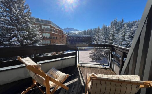 Courchevel | Charming 3-Bed Duplex in Jardin Alpin with Renovation Potential