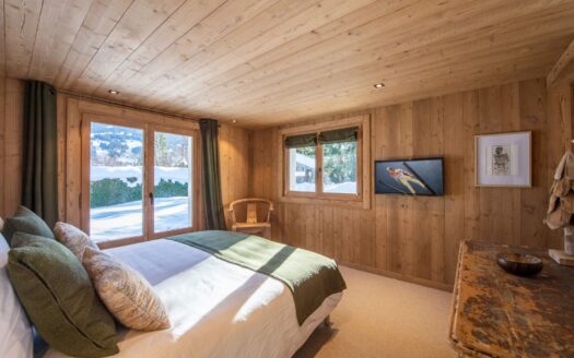 Demi-Quartier | Fully Renovated 5-Bed Chalet with Mont Blanc Views
