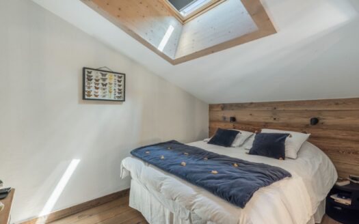 Megève | 3-Room Apartment in Rochebrune with Terrace & Pool Access