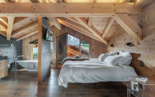 Megève | Exceptional 4-Bed Chalet Facing Mont Blanc in Combloux
