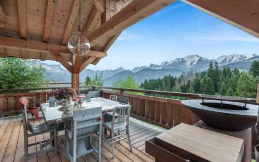 Megève | Exceptional 4-Bed Chalet Facing Mont Blanc in Combloux
