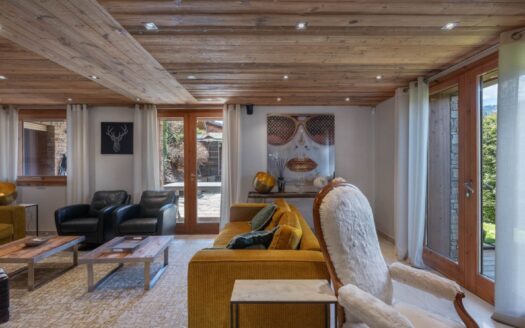 Megève | Spacious 4-Bed Ground Floor Apartment with Jacuzzi & Garden