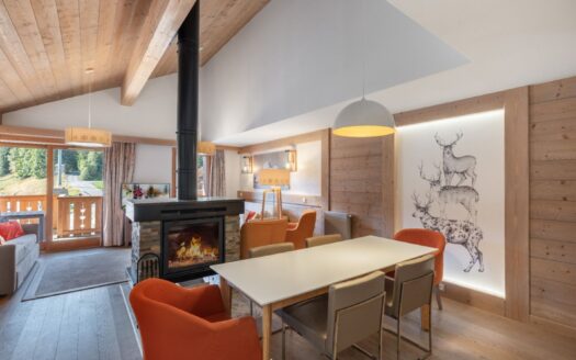 Méribel | Contemporary 3-Bed Duplex in Premium Resort Centre Residence