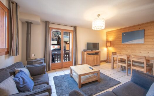 Morzine | 2-Bed Serviced Apartment in Centre Near Super Morzine Lift