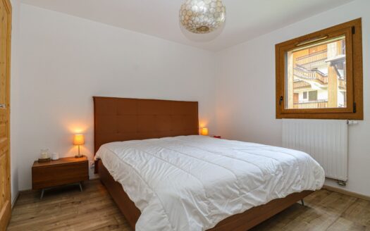 Morzine | 2-Bed Ski-In Ski-Out Apartment Near Nyon Cable Car