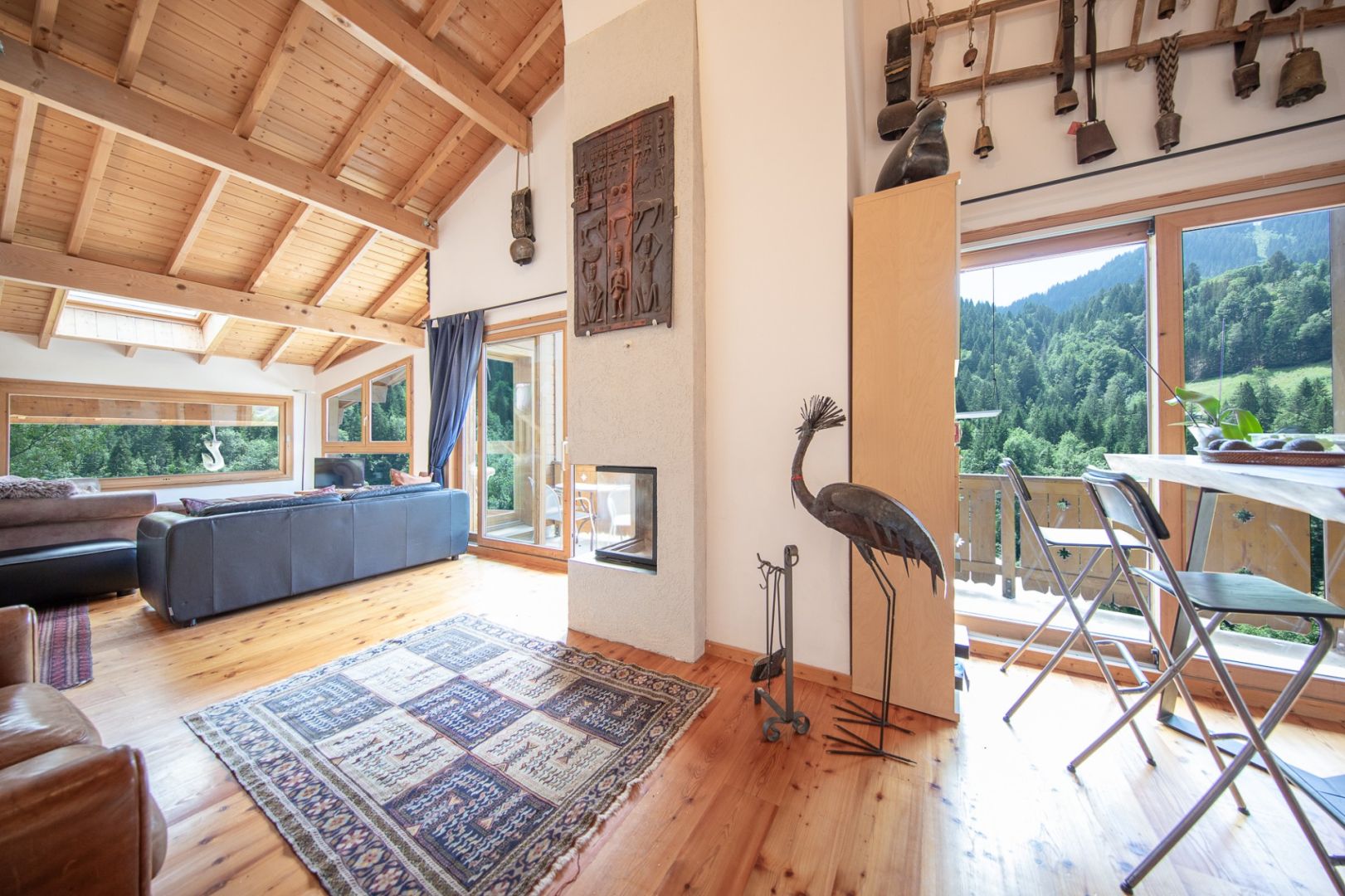 Domosno | Morzine | Impressive 7-Bed Chalet with Hot Tub Next to Nyon Lift