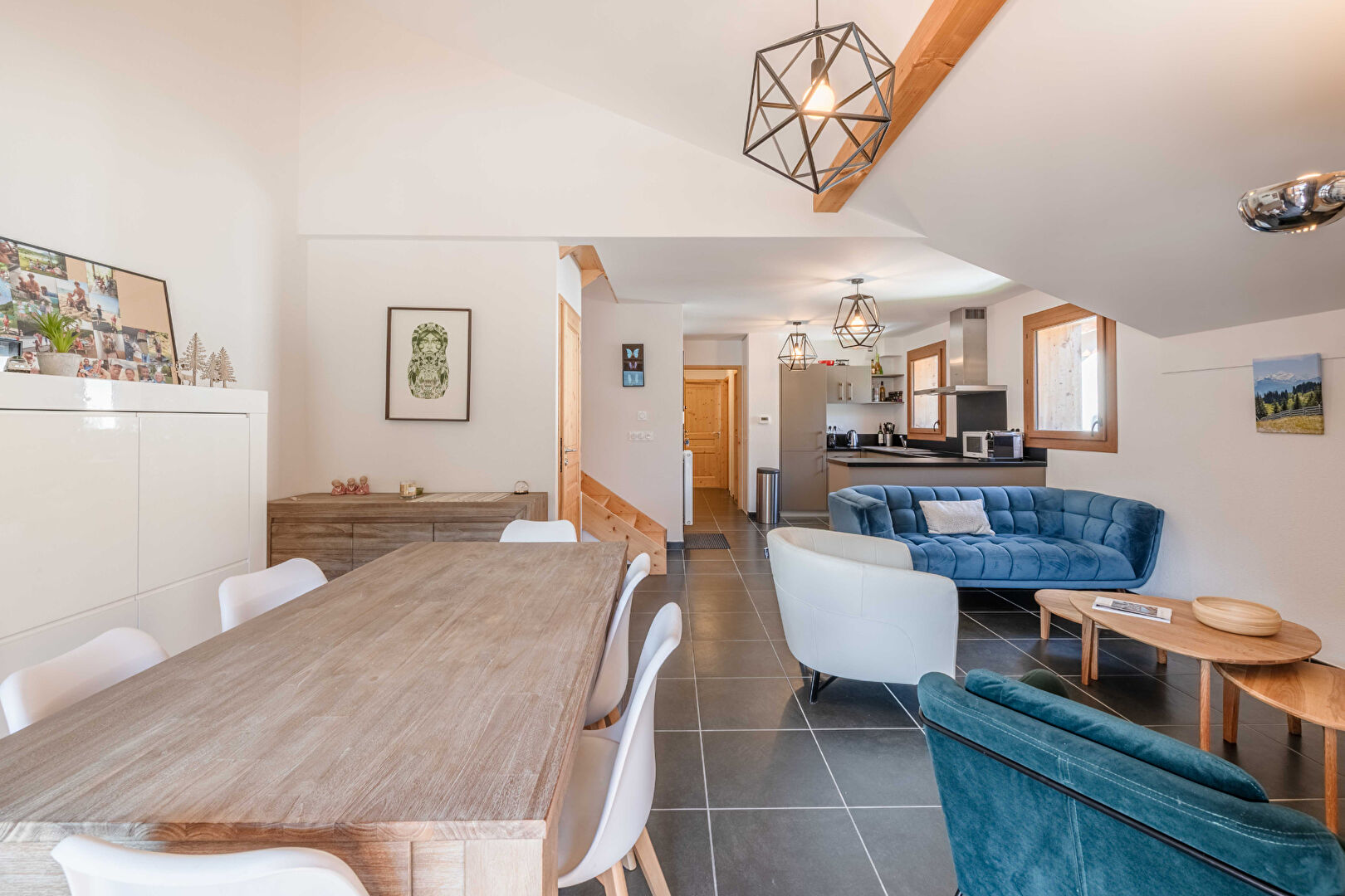 Domosno | Morzine | Modern 3-Bed Duplex Near Centre with Sauna Access