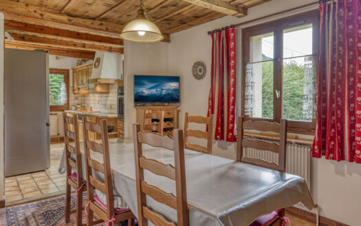 Saint-Gervais-les-Bains | Authentic 6-Bed Chalet Between Two Ski Areas