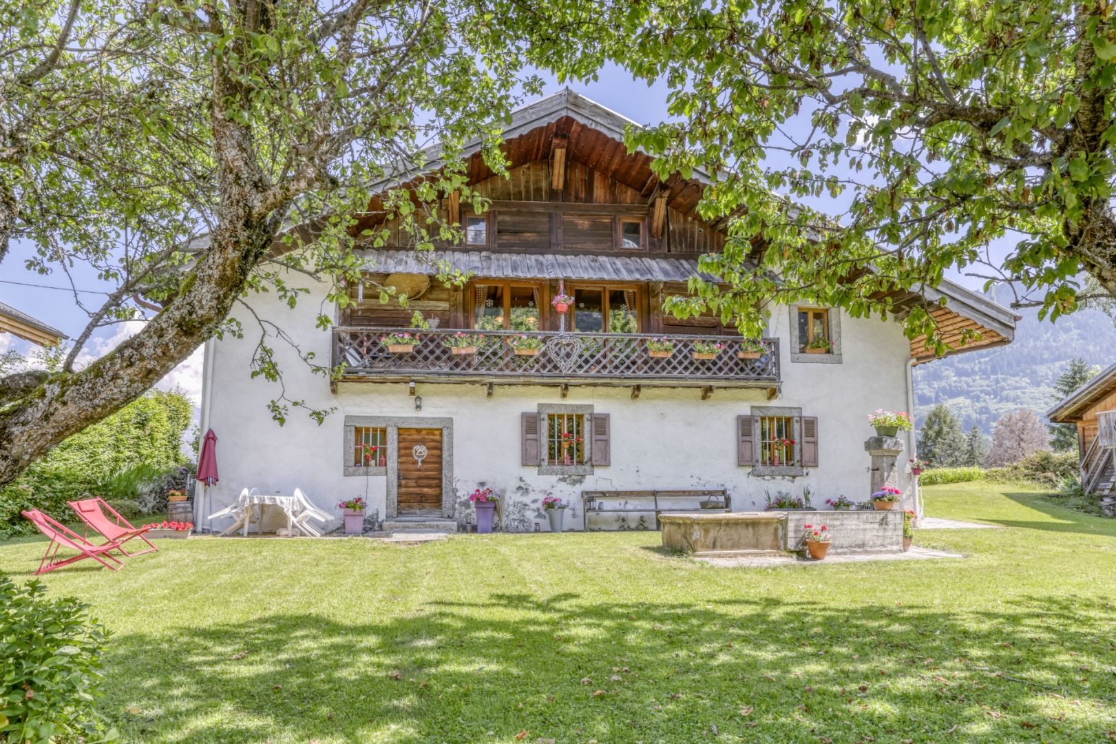 Domosno | Saint-Gervais-les-Bains | Historic 1796 Farmhouse with Conversion Potential