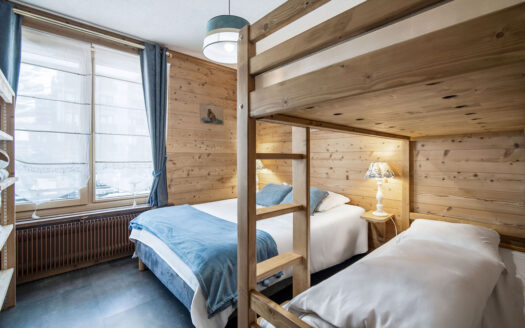 Val Thorens | 3-Bed Ski-In Ski-Out Apartment in Sought-After Residence