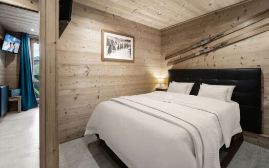Val Thorens | Spacious 6-Bed Ski-In Ski-Out Apartment in Resort Centre