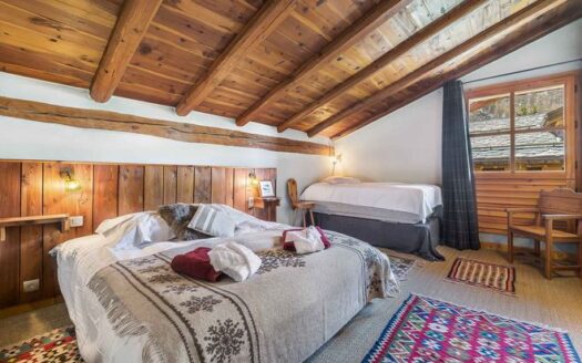 Val-d’Isère | Charming 2-Bed Snow Front Apartment with Solaise Views
